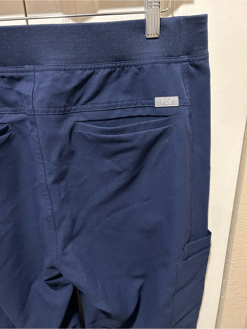 Figs Axim Men’s Straight-Leg Scrub Pants Navy , size Large Tall